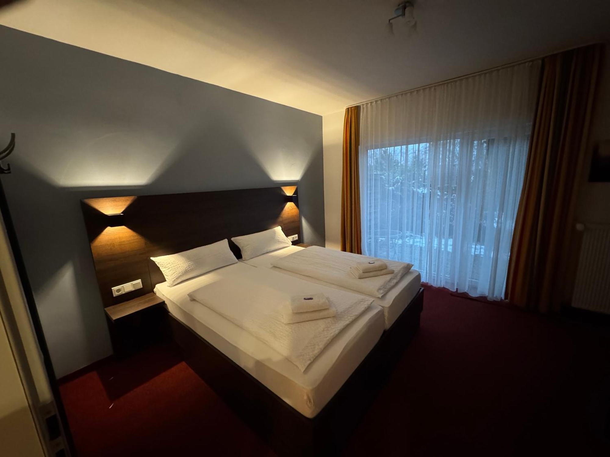 Altes Doktorhaus - Hotel Garni Willingen  Esterno foto